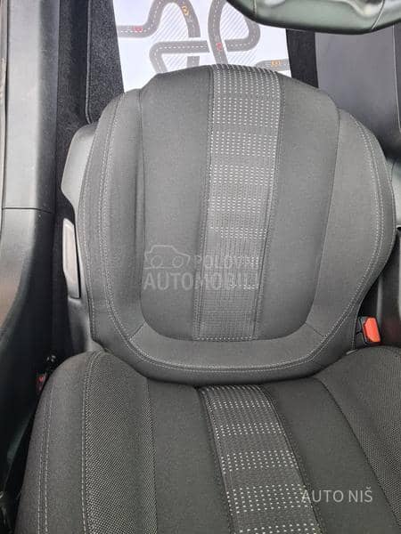 Peugeot 308 1.6 BLUEHDI ALLURE