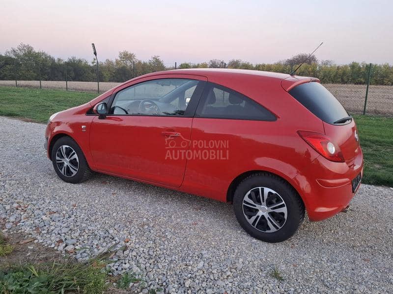 Opel Corsa D 1.4