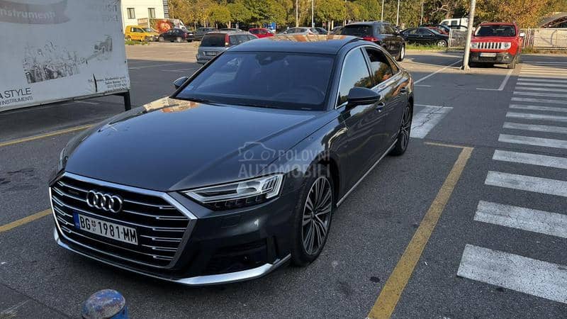 Audi A8 5.0 quatro S-line