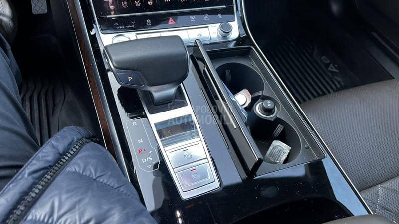 Audi A8 5.0 quatro S-line