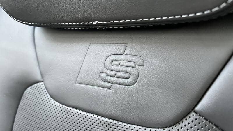 Audi A8 5.0 quatro S-line