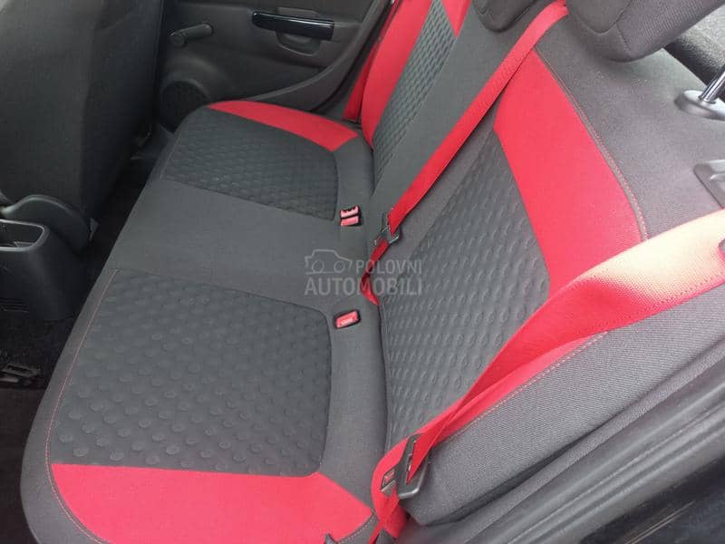 Opel Corsa D 1600 Gsi