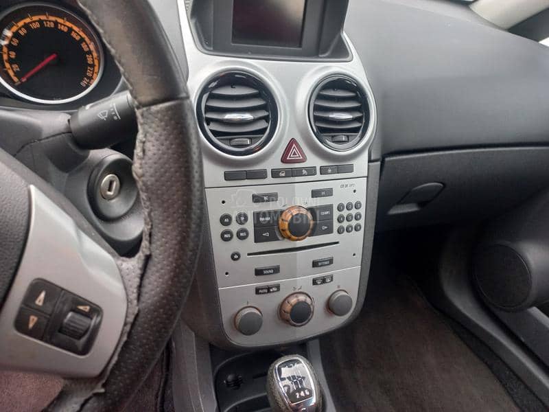 Opel Corsa D 1600 Gsi