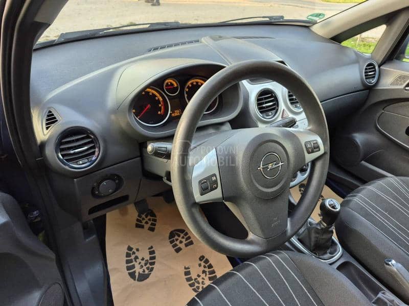 Opel Corsa D 