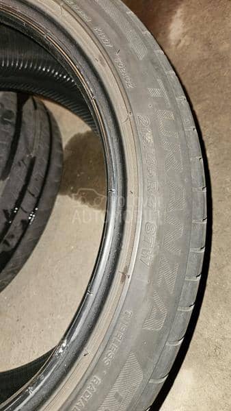 Bridgestone 215/45 R17 Letnja