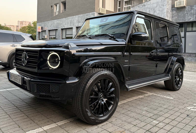 Mercedes Benz G 400 Stronger Than Time