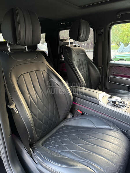 Mercedes Benz G 400 Stronger Than Time