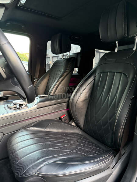 Mercedes Benz G 400 Stronger Than Time