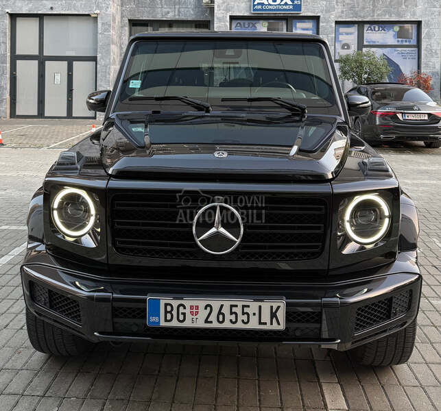 Mercedes Benz G 400 Stronger Than Time