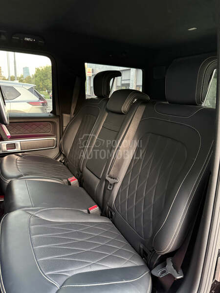 Mercedes Benz G 400 Stronger Than Time