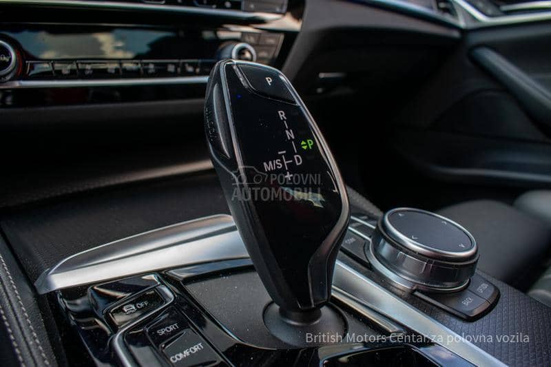 BMW 520 M X Drive