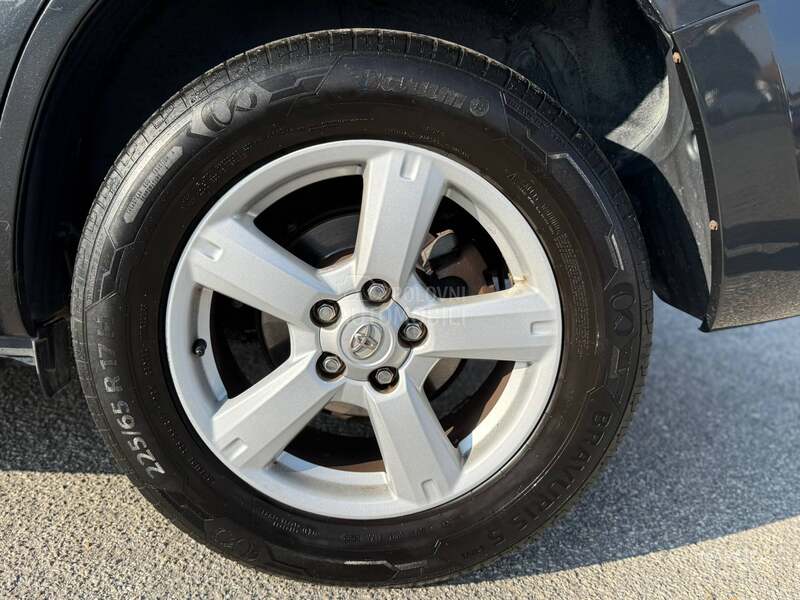 Toyota RAV 4 2.2D NEMA-0VAKVA