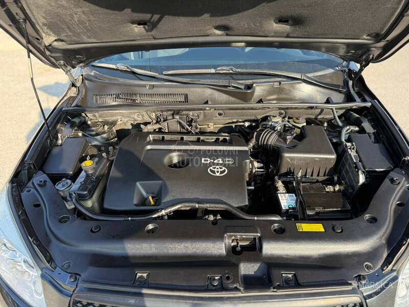 Toyota RAV 4 2.2D NEMA-0VAKVA