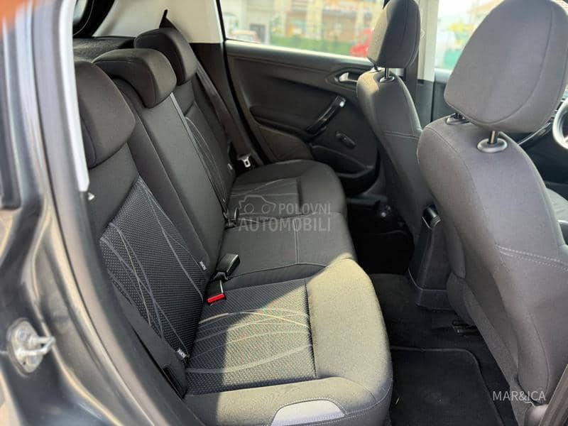 Peugeot 208 1.6D BESPREK0RAN