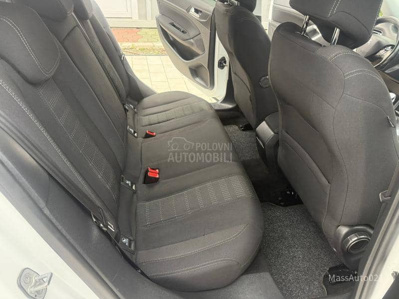 Peugeot 308 1.6 HDI Alure