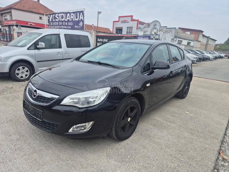 Opel Astra J 1.4 b