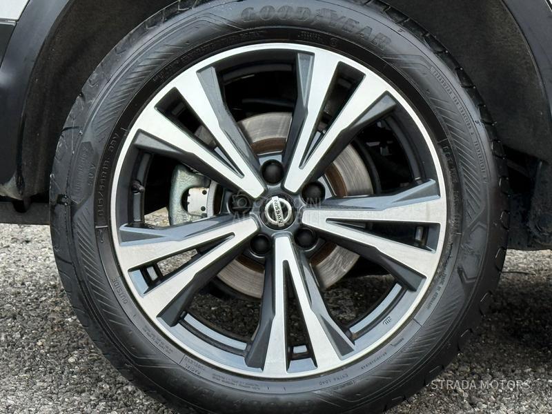 Nissan Qashqai 1.5 TEKNA