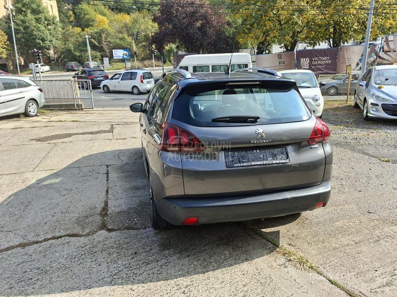 Peugeot 2008 1,2 b