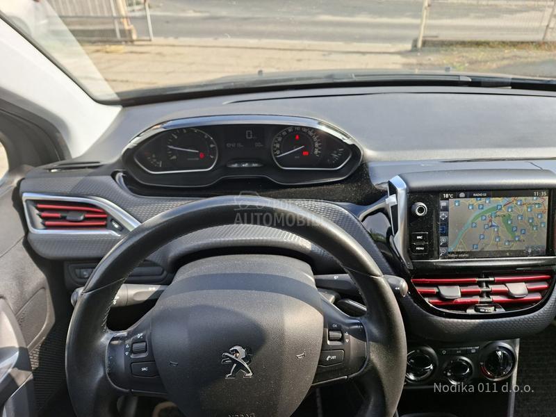 Peugeot 2008 1,2 b