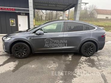 Tesla Model X premium
