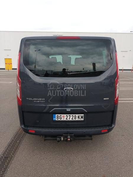Ford Transit Custom Tourneo