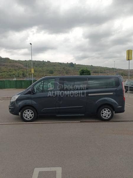Ford Transit Custom Tourneo