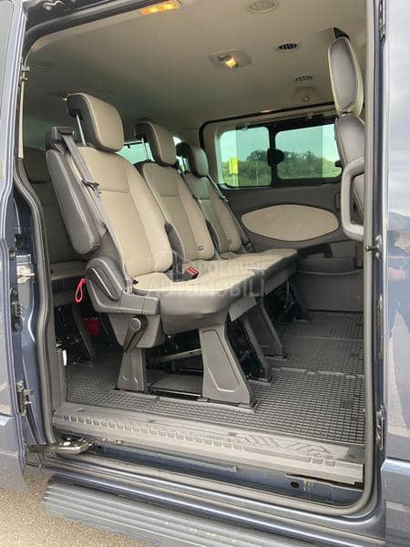 Ford Transit Custom Tourneo
