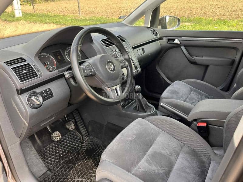 Volkswagen Touran p.r.e.l.e.p.NOV