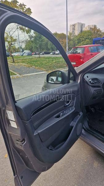 Renault Scenic 1.5 dci