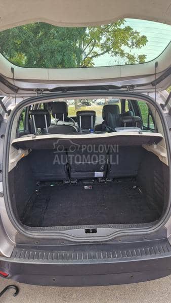 Renault Scenic 1.5 dci