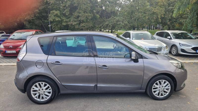 Renault Scenic 1.5 dci