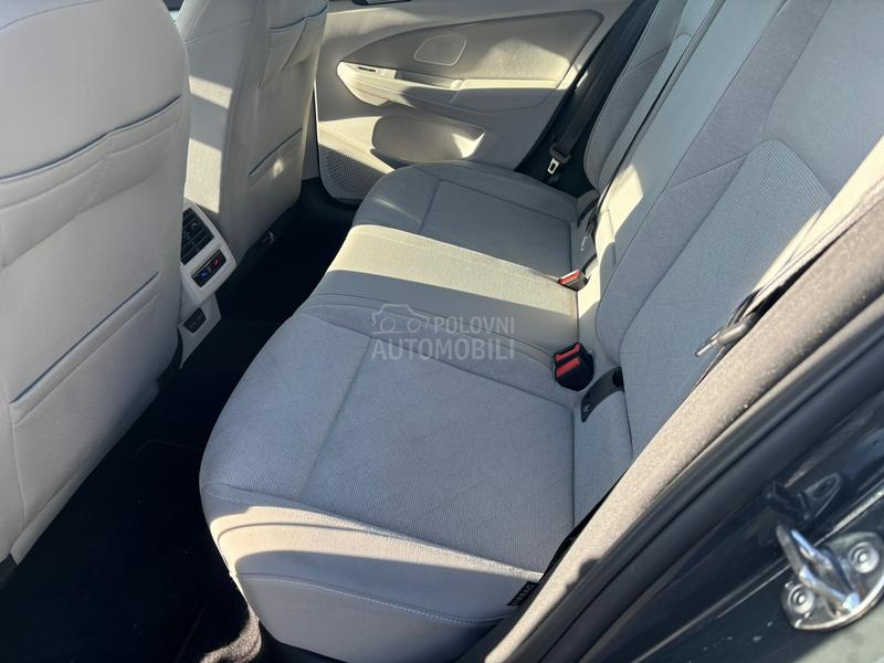 Volkswagen Golf 8 2.0 Tdi - DSG