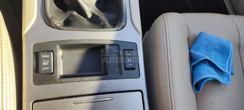 Subaru Outback 2.0