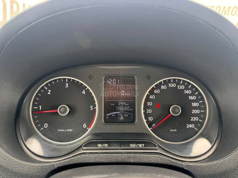 Volkswagen Polo NAV