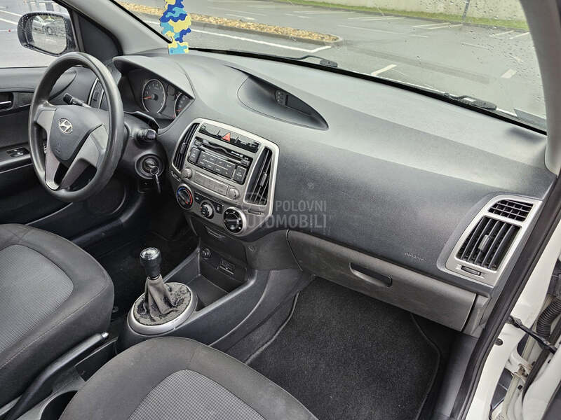Hyundai i20 