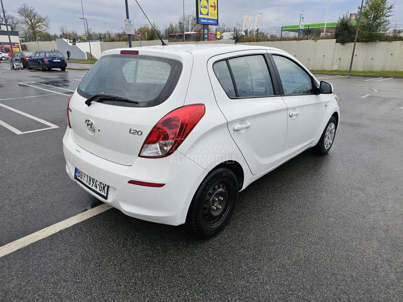 Hyundai i20 