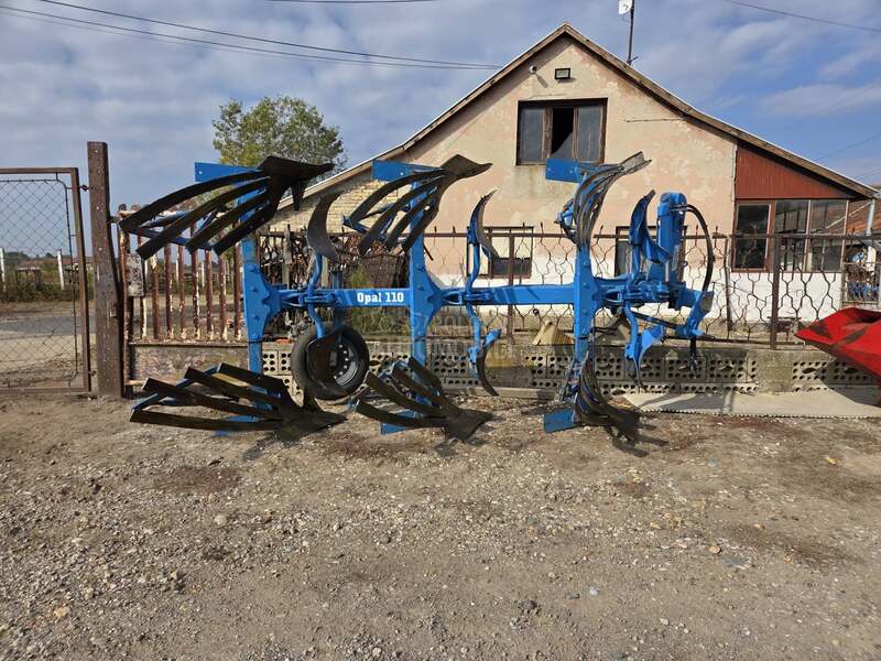 Lemken OPAL 110