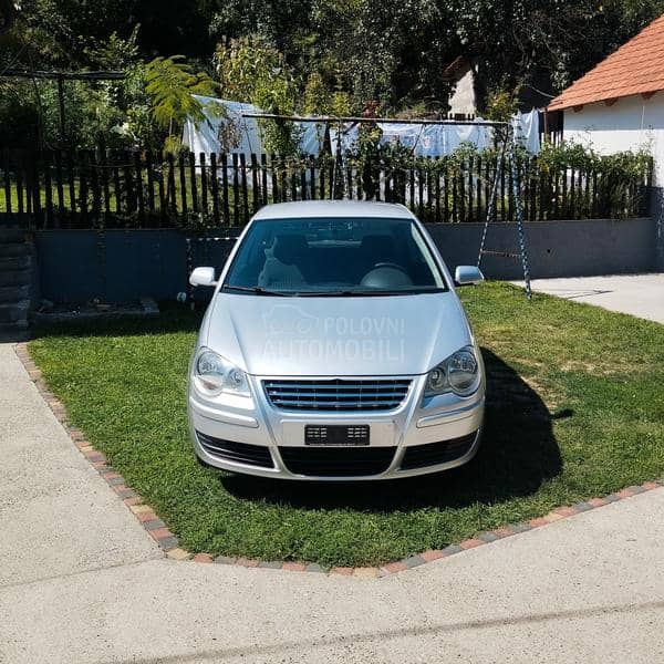 Volkswagen Polo 1.4B CH