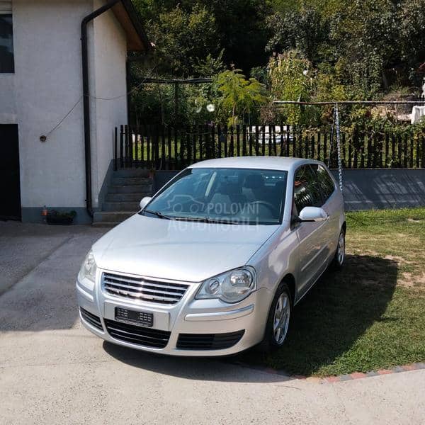 Volkswagen Polo 1.4B CH