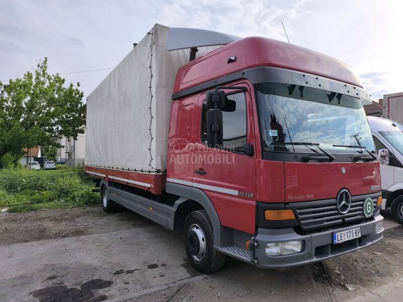 Mercedes Benz 818