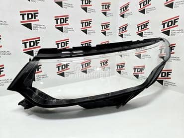 Staklo fara za Land Rover Discovery Sport od 2020. do 2023. god.