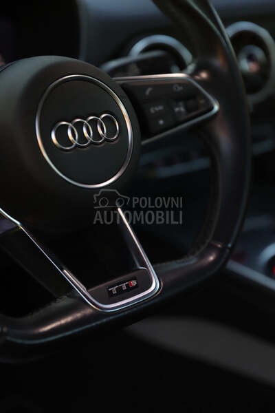 Audi TTS QUATTRO
