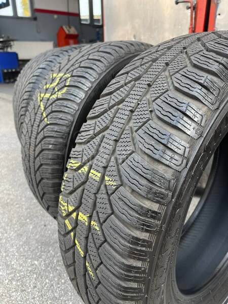 Semperit 195/65 R15 Zimska