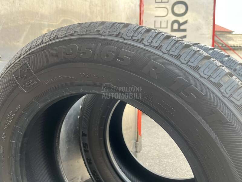 Semperit 195/65 R15 Zimska