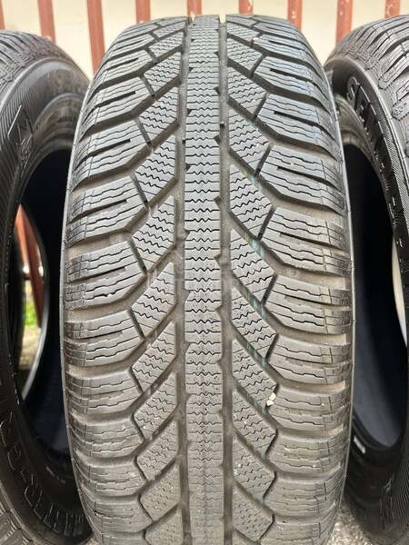 Semperit 195/65 R15 Zimska