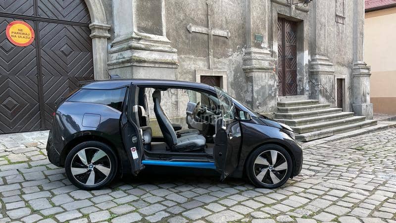 BMW i3 Harman Kardon