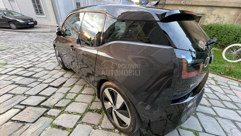 BMW i3 Harman Kardon