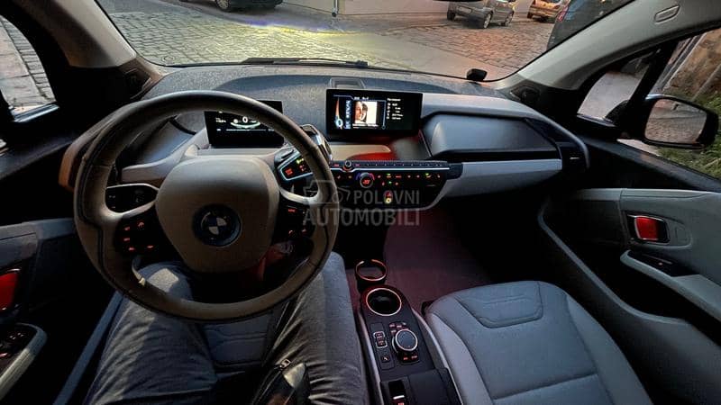 BMW i3 Harman Kardon