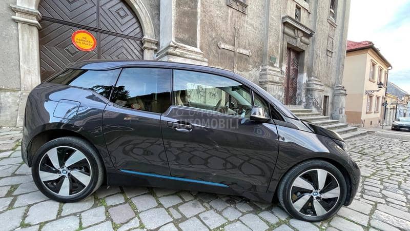 BMW i3 Harman Kardon