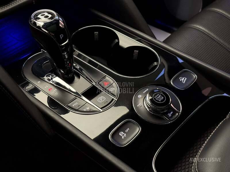 Bentley Bentayga V8